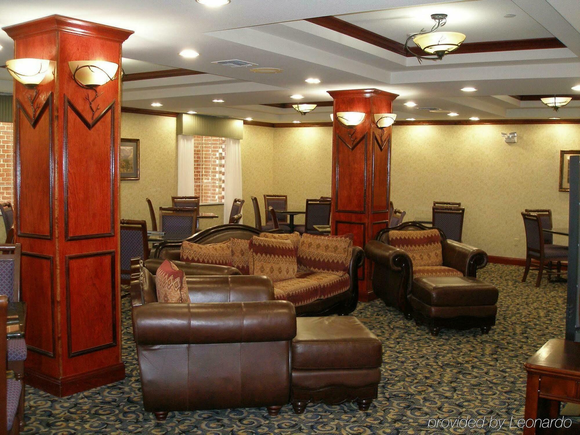 Holiday Inn Express Hotel & Suites Pampa By Ihg Екстериор снимка